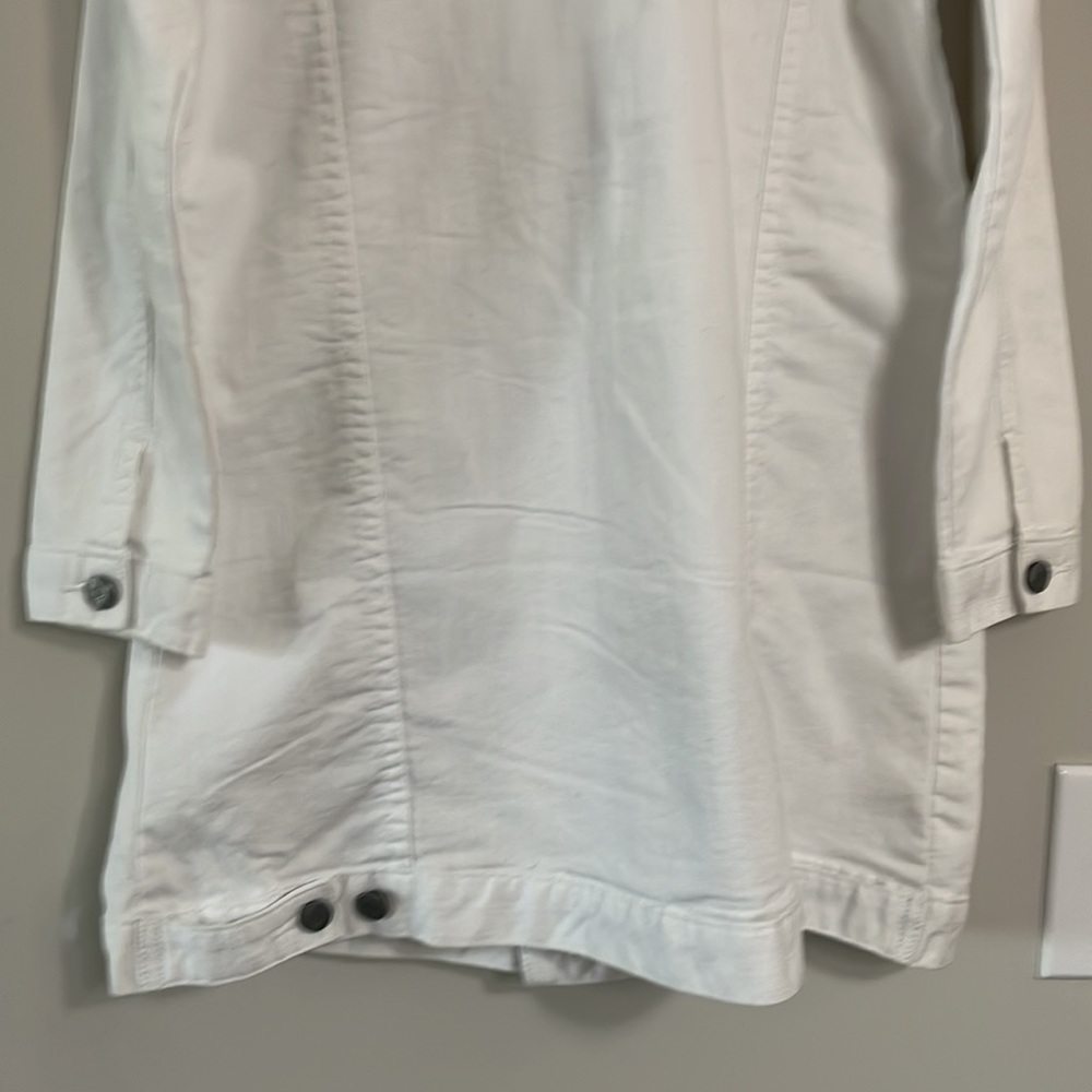 Tesoro Moda - Picture 7 of 7